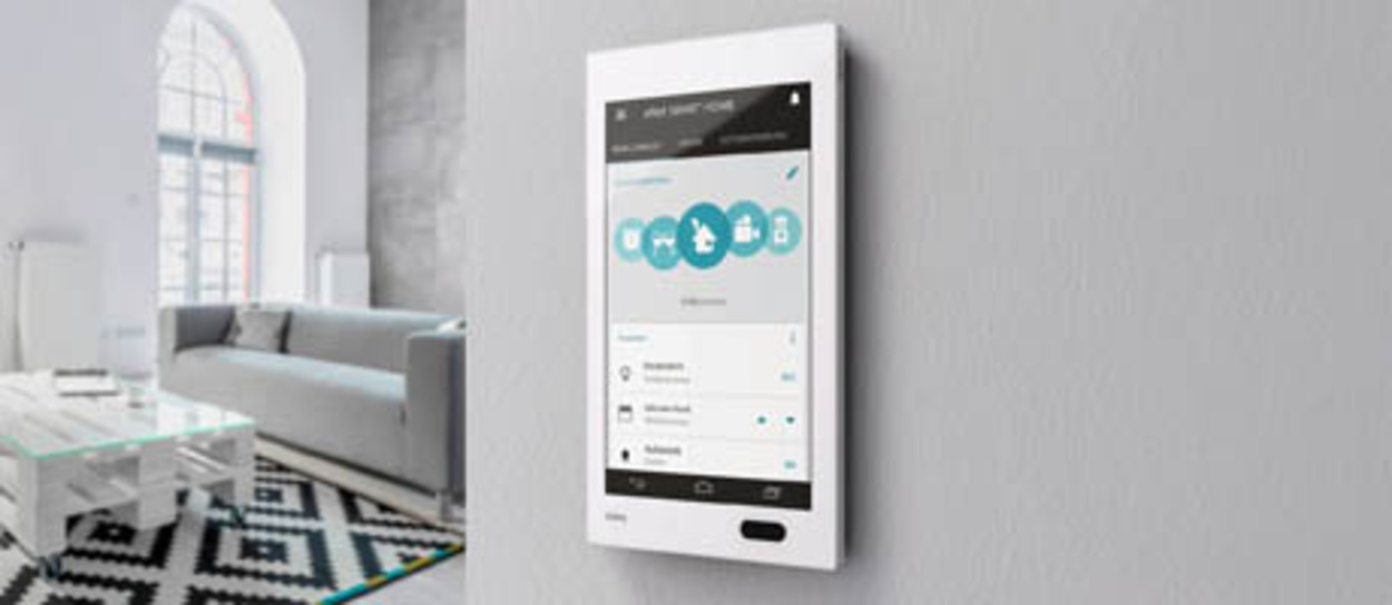 Bedienzentrale Gira G1 bei Elektro & Blitzschutz Wäsche GmbH in Meinsdorf